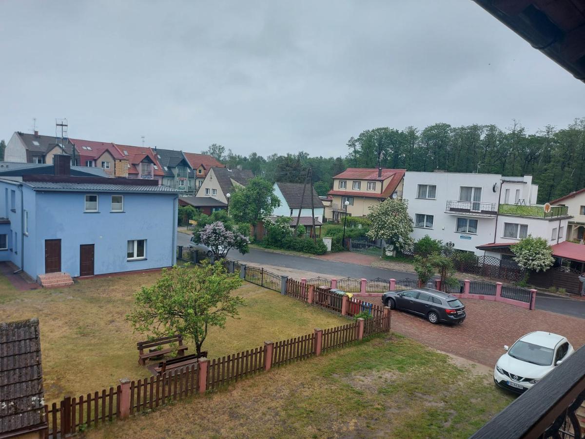Pokoje Goscinne Tomasz Międzywodzie Exterior foto