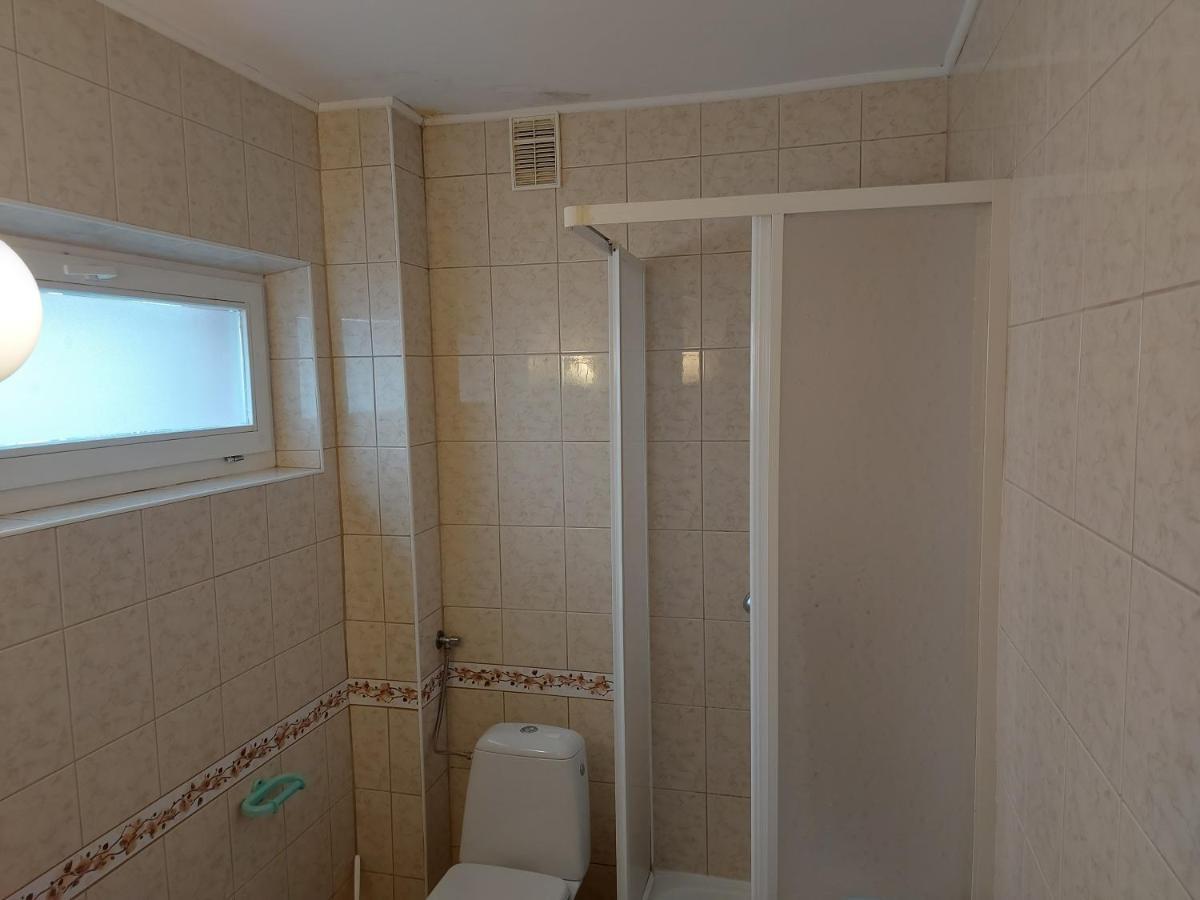 Pokoje Goscinne Tomasz Międzywodzie Exterior foto